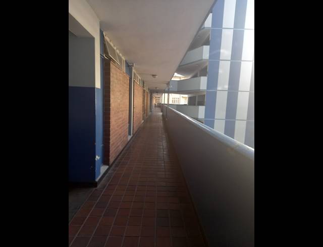 1.5 BEDROOM APARTMENT FOR SALE IN DURBAN CENTRAL
